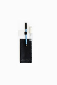 Loeschbarer Stift schwarz klebrige Stiftschlaufe Asoki Wischtuch Spruehflasche